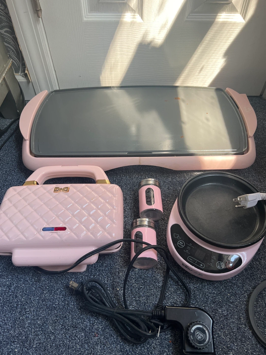 DASH Pink Mini Donut Maker & Griddle Set