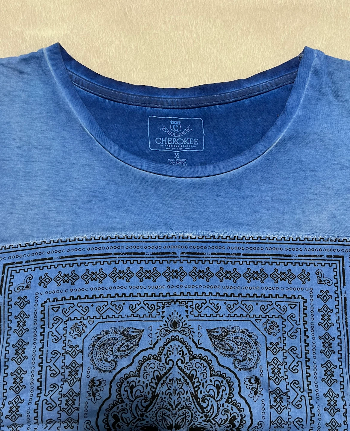 Women’s T-shirt size Medium - photo 3