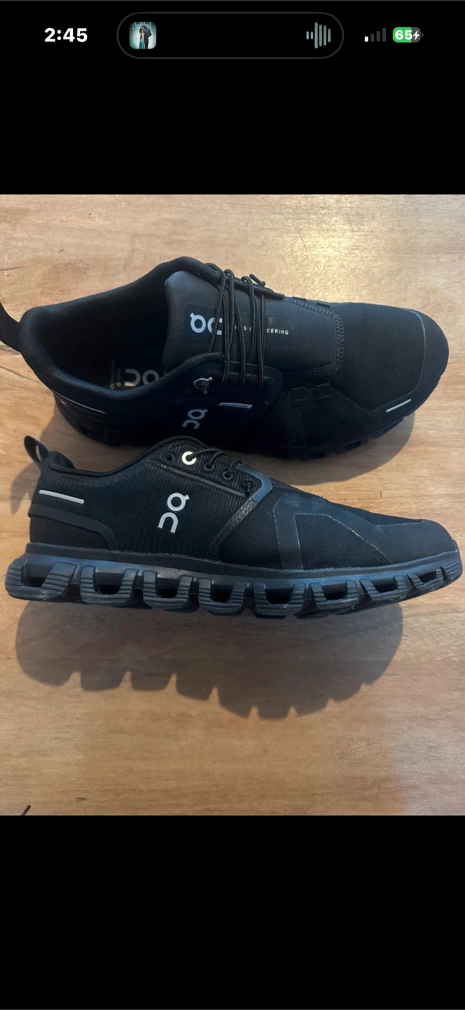 On Cloud Running Shoes