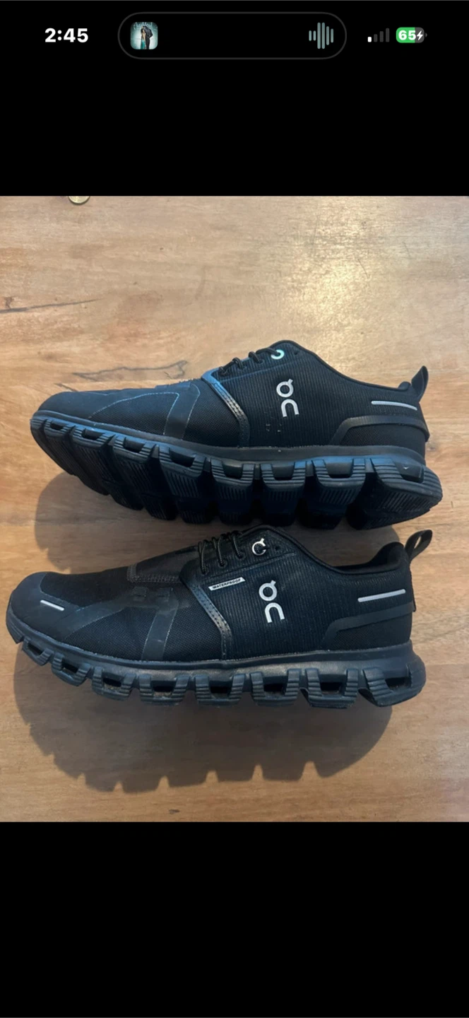 On Cloud Running Shoes - photo 2