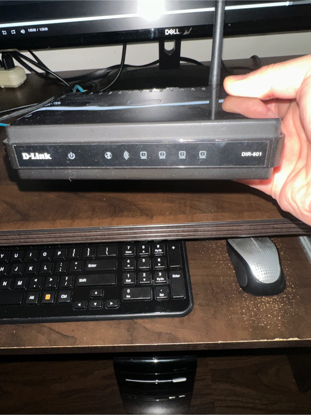 D-Link DIR-601 Wireless N150 Router - photo 2