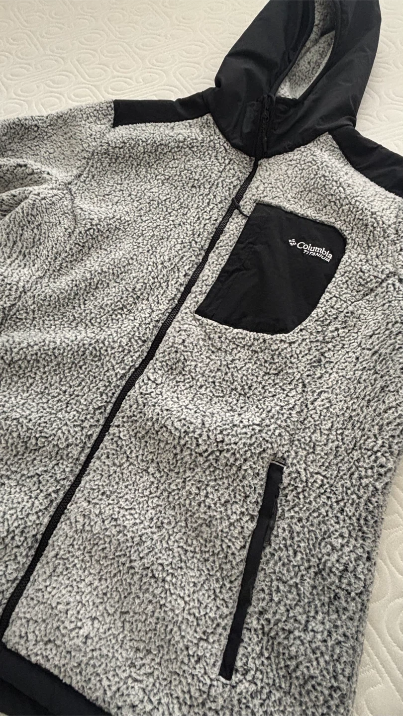 Women’s Columbia Hoodie size L - photo 3