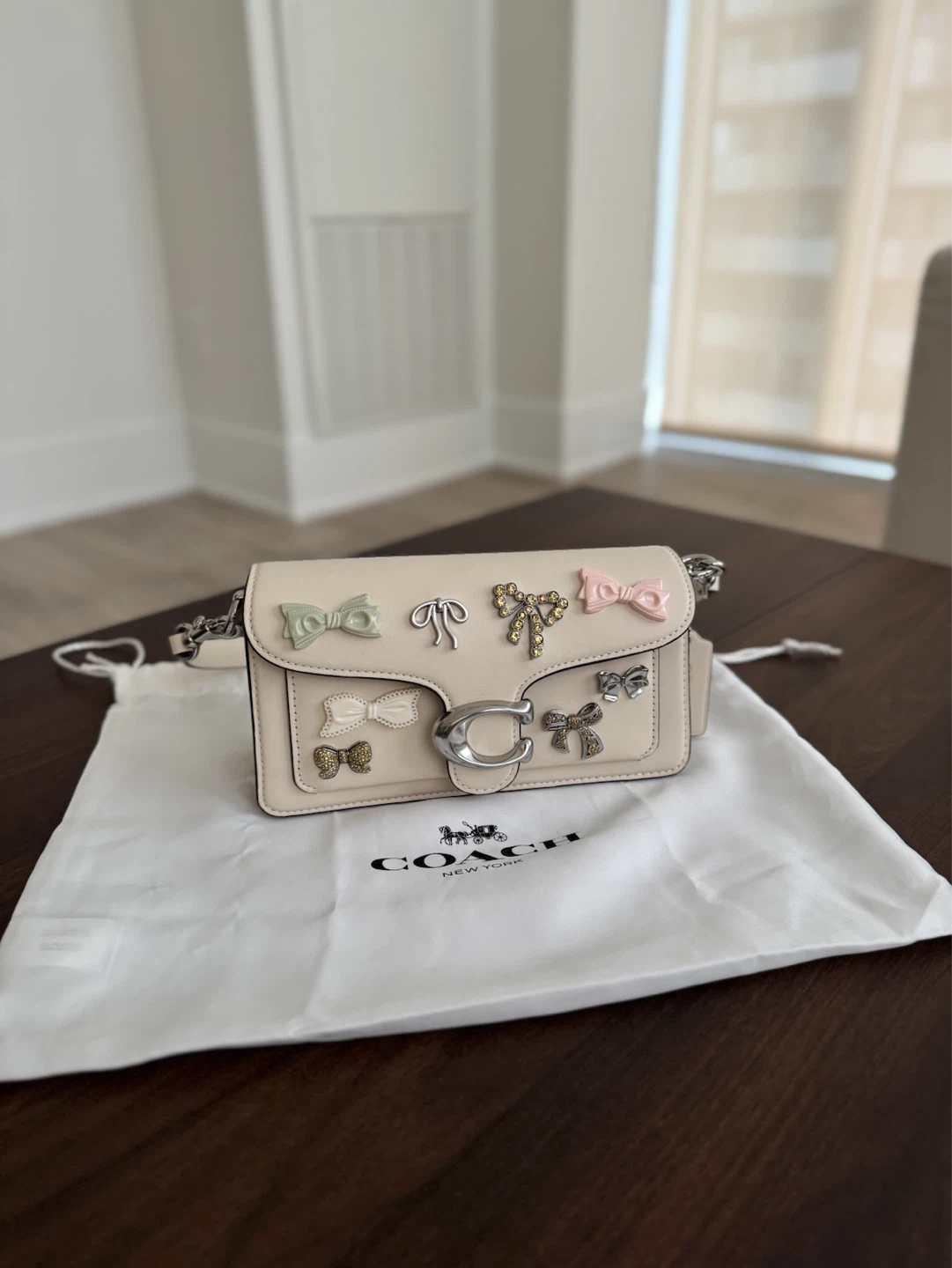 COACH Tabby 20 Shoulder Bag