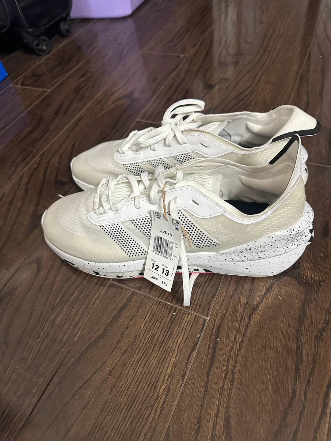 Adidas AVRYN Shoes - White/Black - photo 4