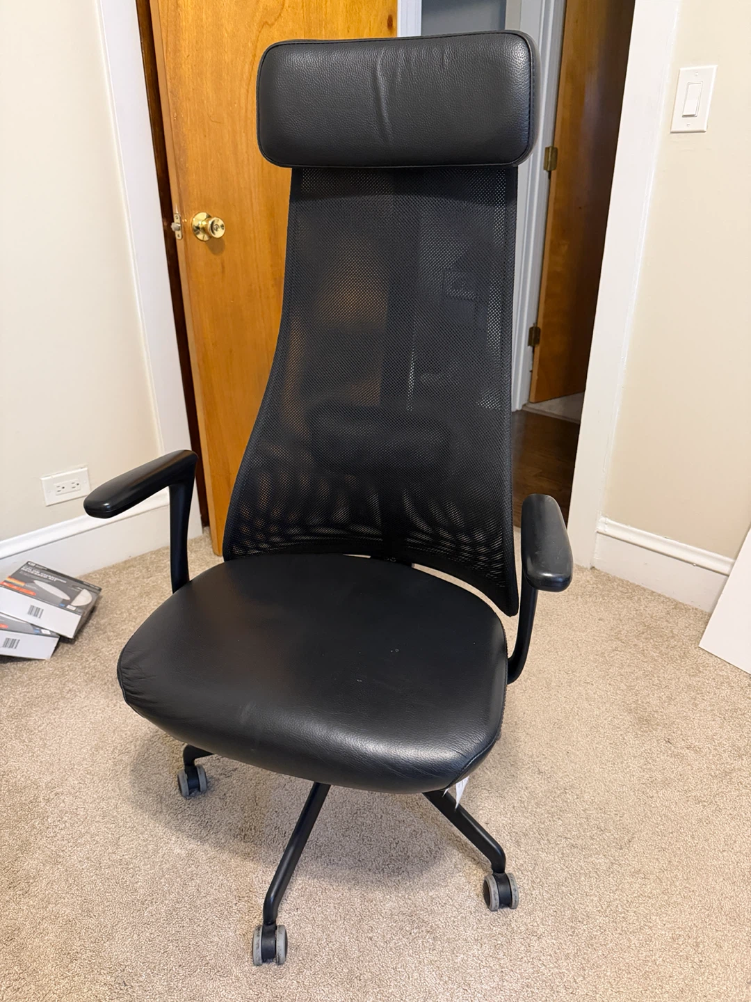 IKEA JÄRVFJÄLLET Office Chair - Black
