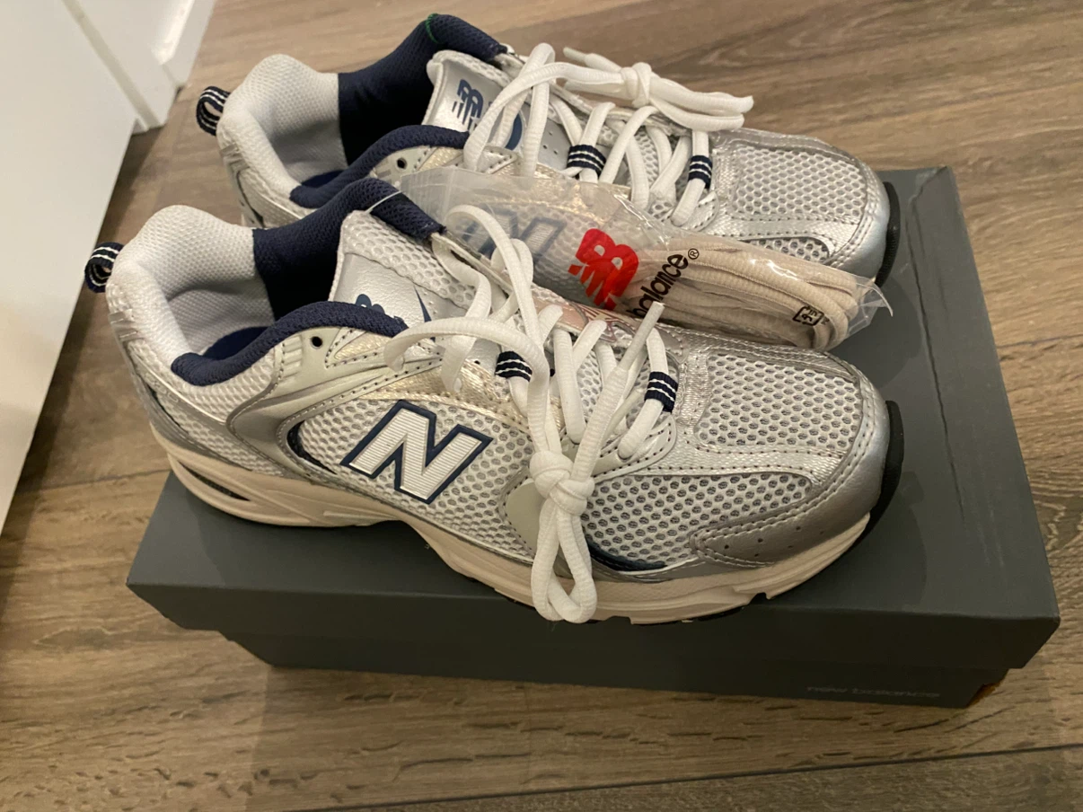 New Balance 530 Running Shoes Silver/Navy - photo 2