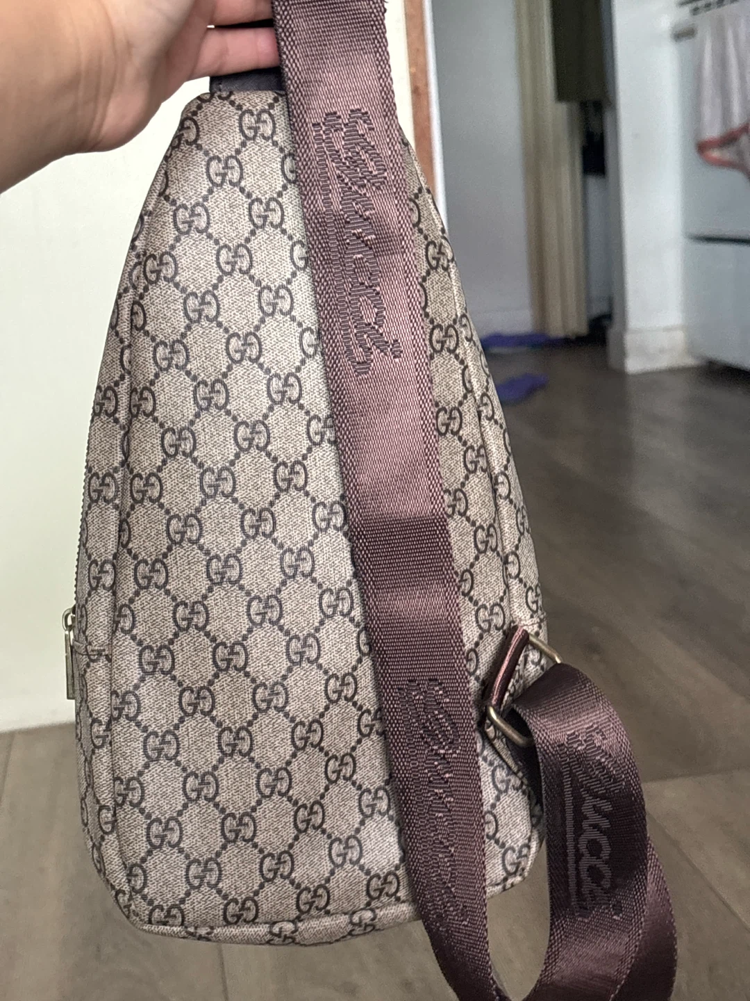 Gucci Monogram Sling Bag - photo 4