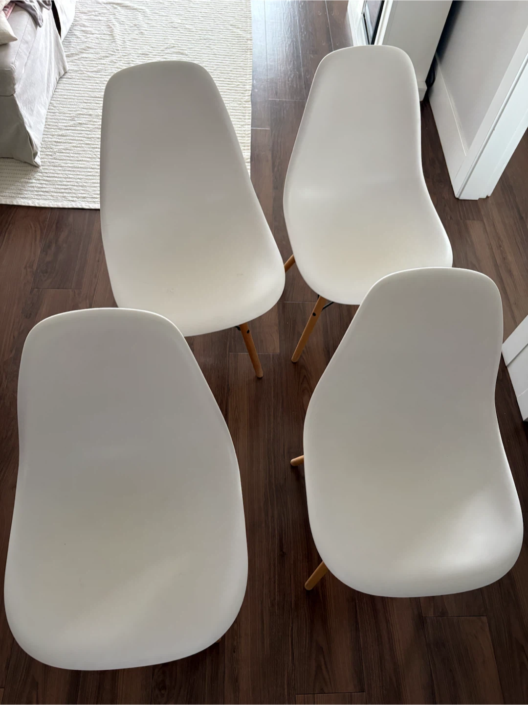 Set of 4 White Dining Chairs - photo 4
