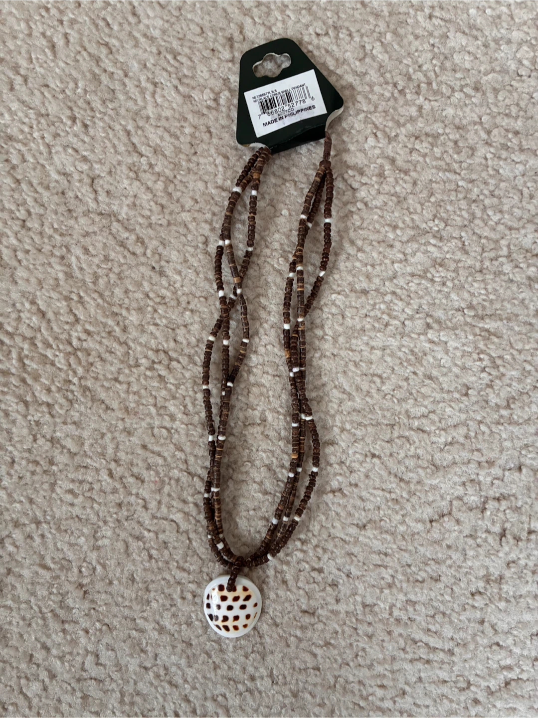 Beaded Necklace with Shell Pendant