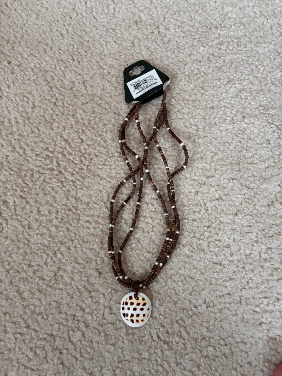 Beaded Necklace with Shell Pendant - photo 3