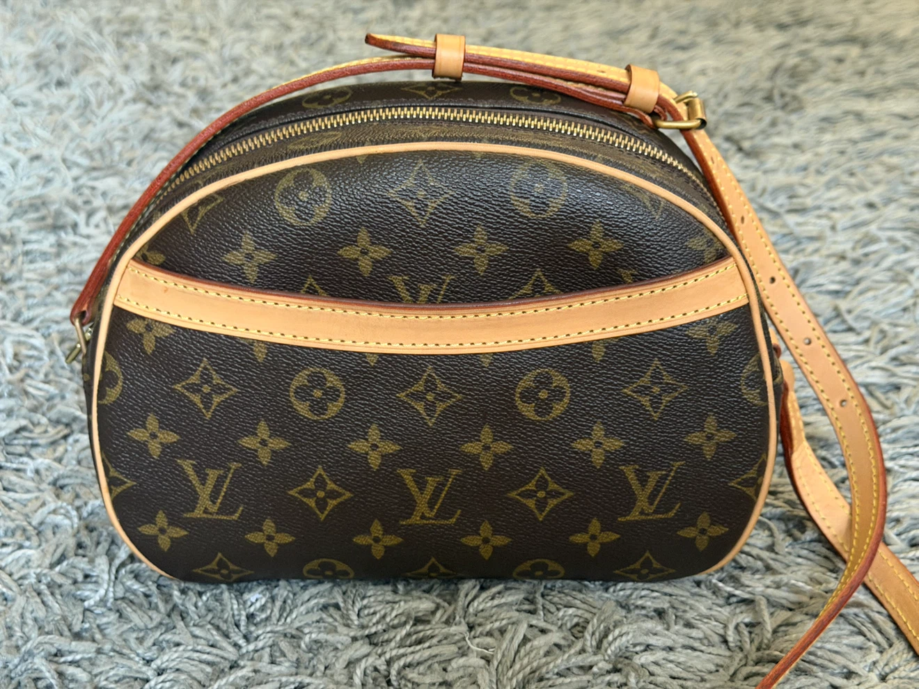 Blois Louis Vuitton