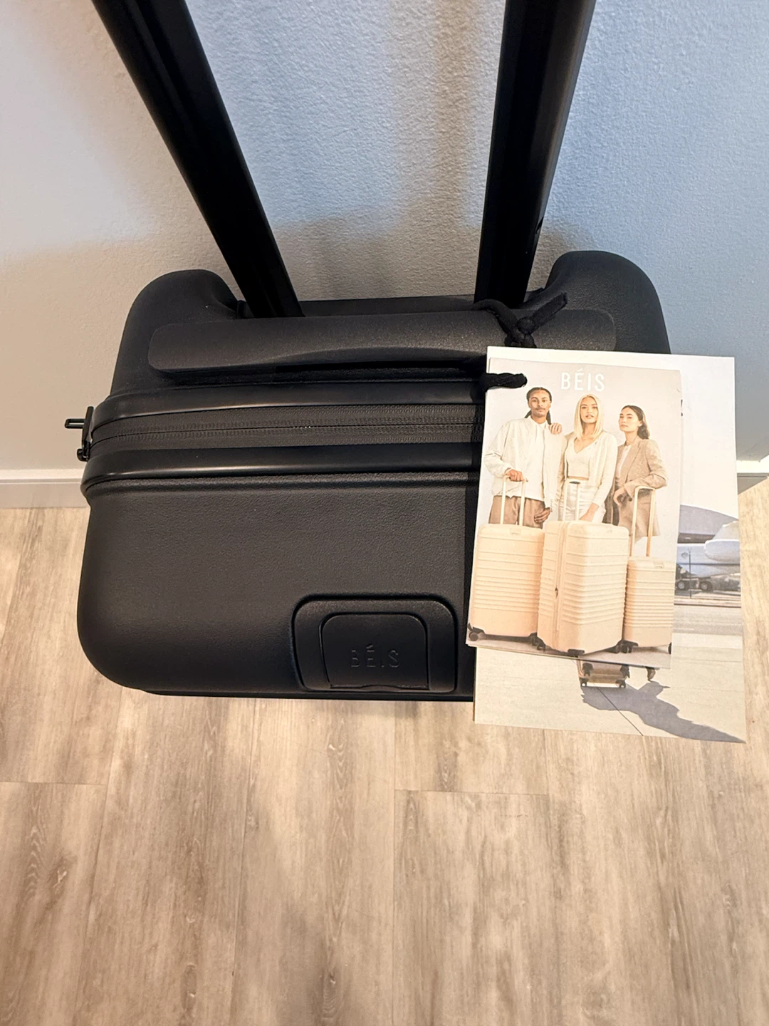 BEIS Small Carry-On Roller Luggage BRAND NEW - photo 3