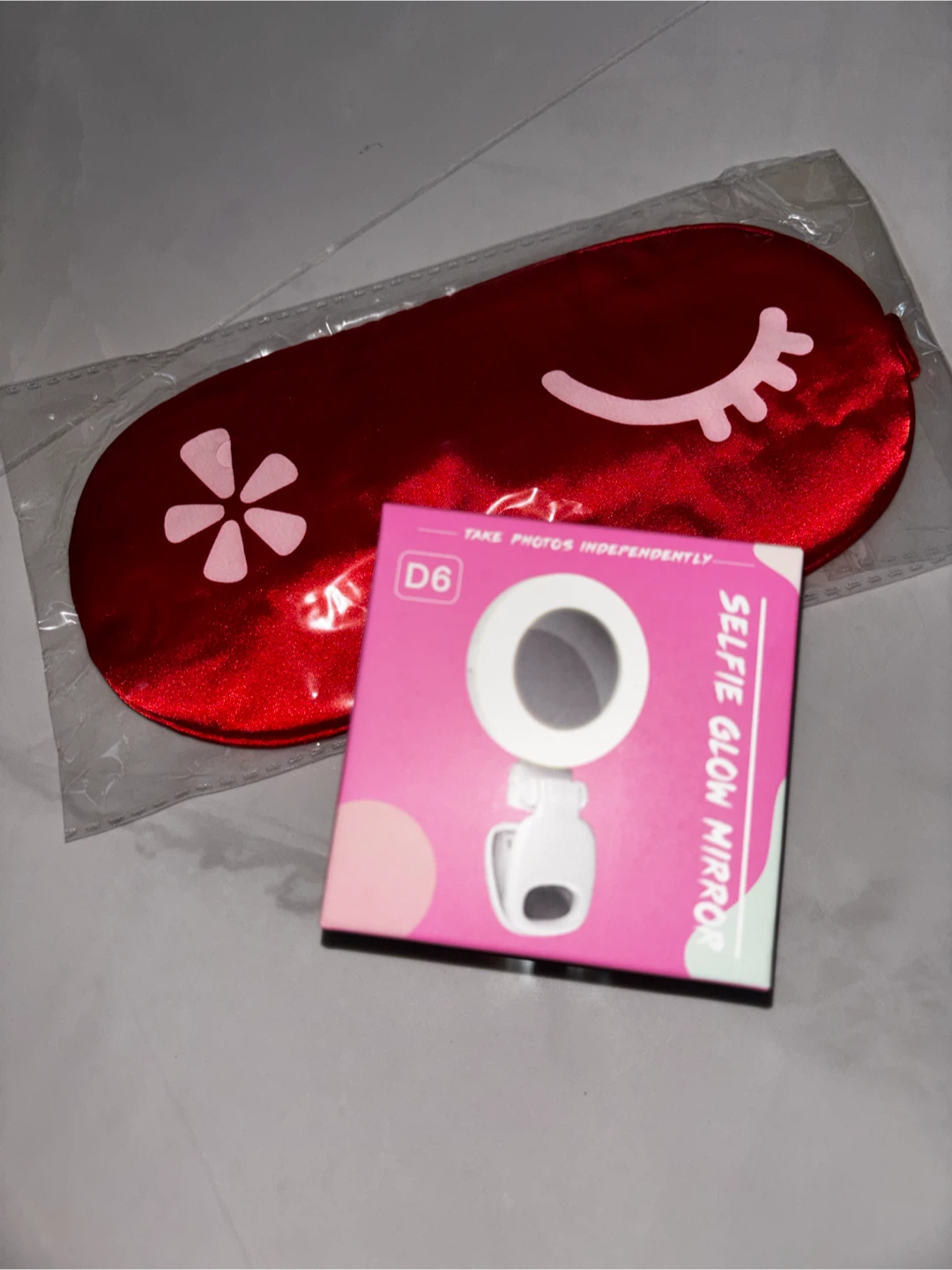 Selfie Glow Mirror and eye mask