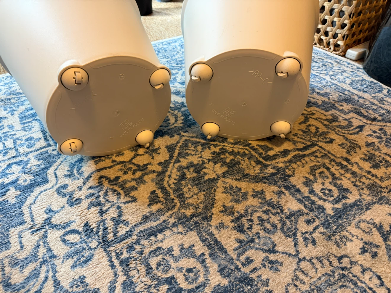 Fejo Large White Plant Pots (Set of 2) - photo 2