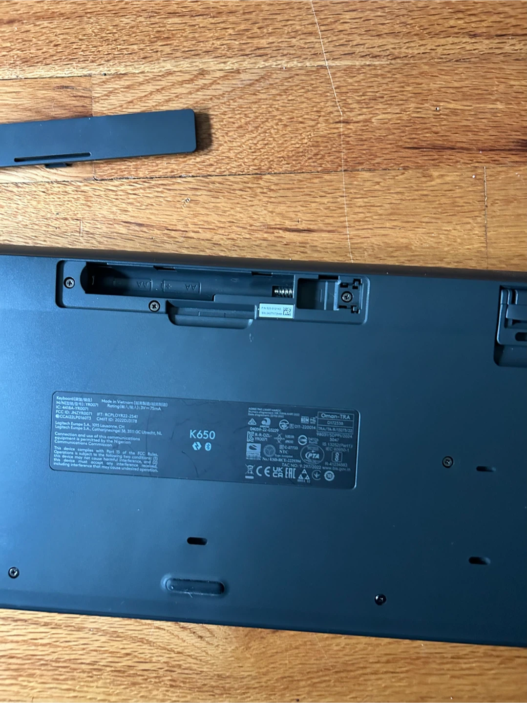 Logitech K650 Wireless Keyboard - photo 3
