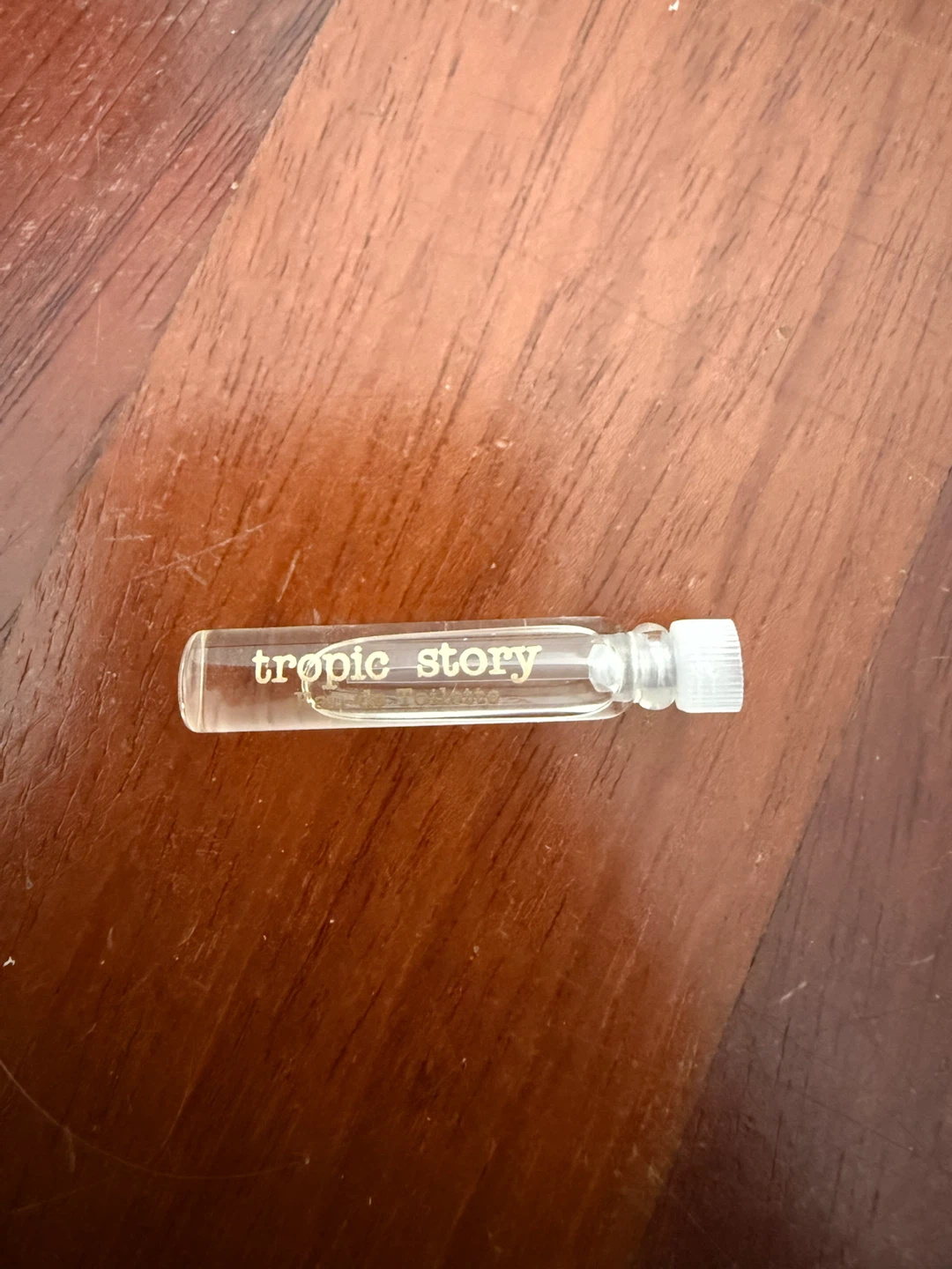 Women’s Tropic Story Perfume Sample Vial