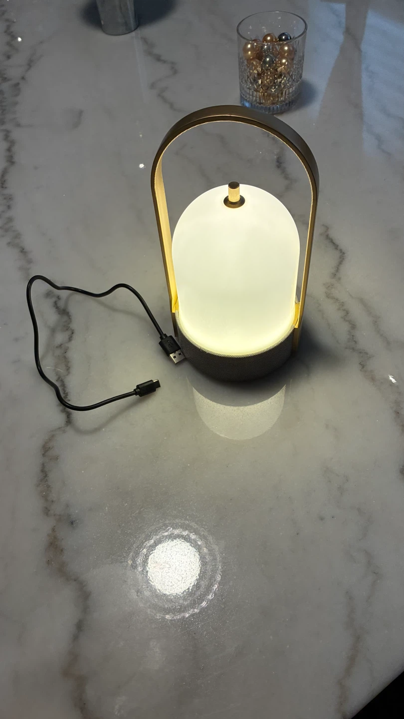 Bell+Howell Rechargeable Lantern Speaker - photo 5