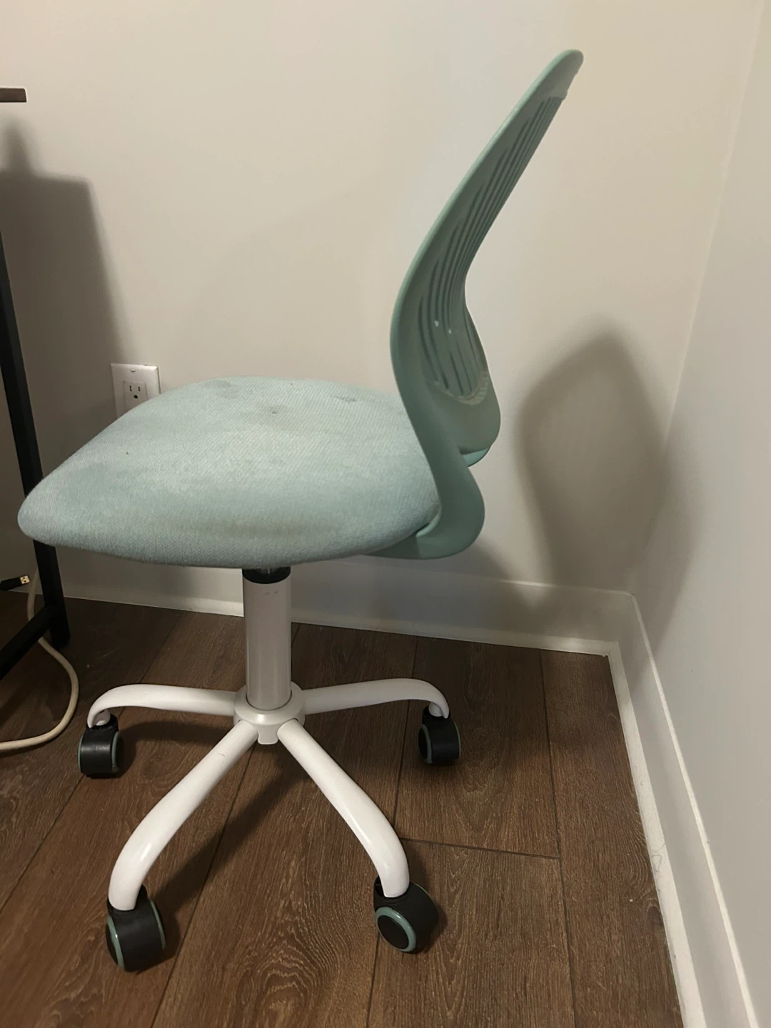 Office Chair - photo 2