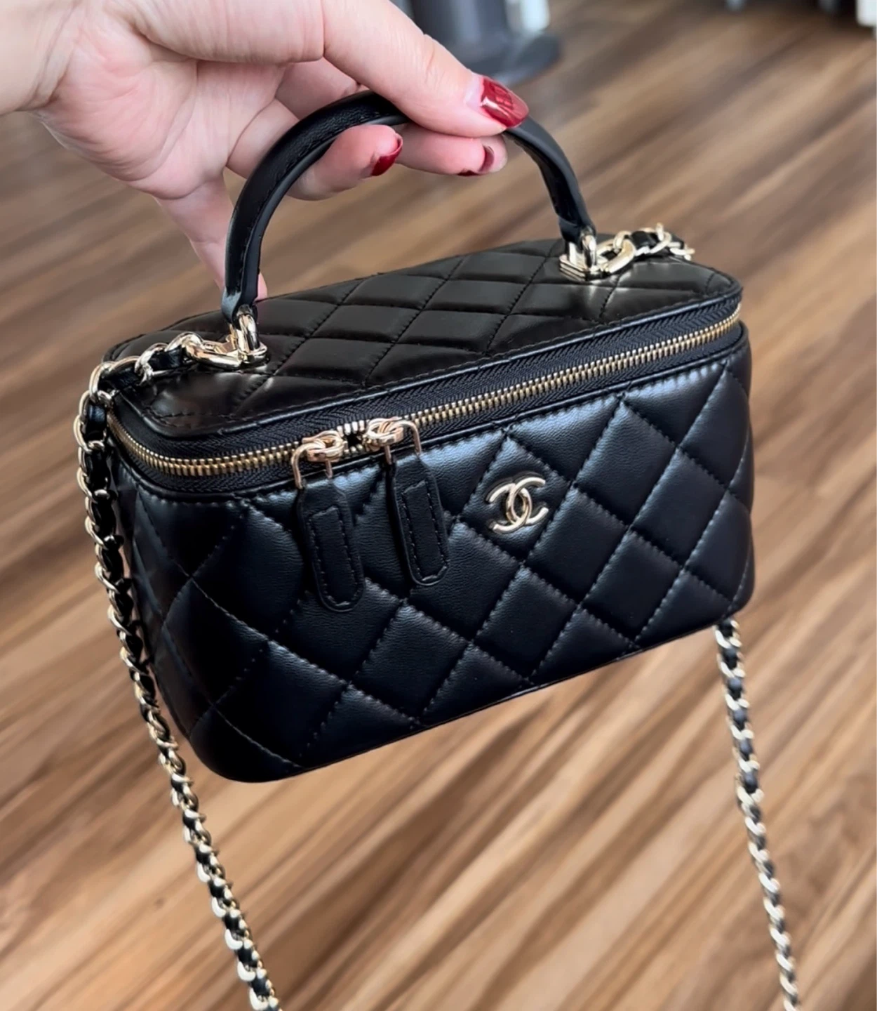 CHANEL VANITY BAG