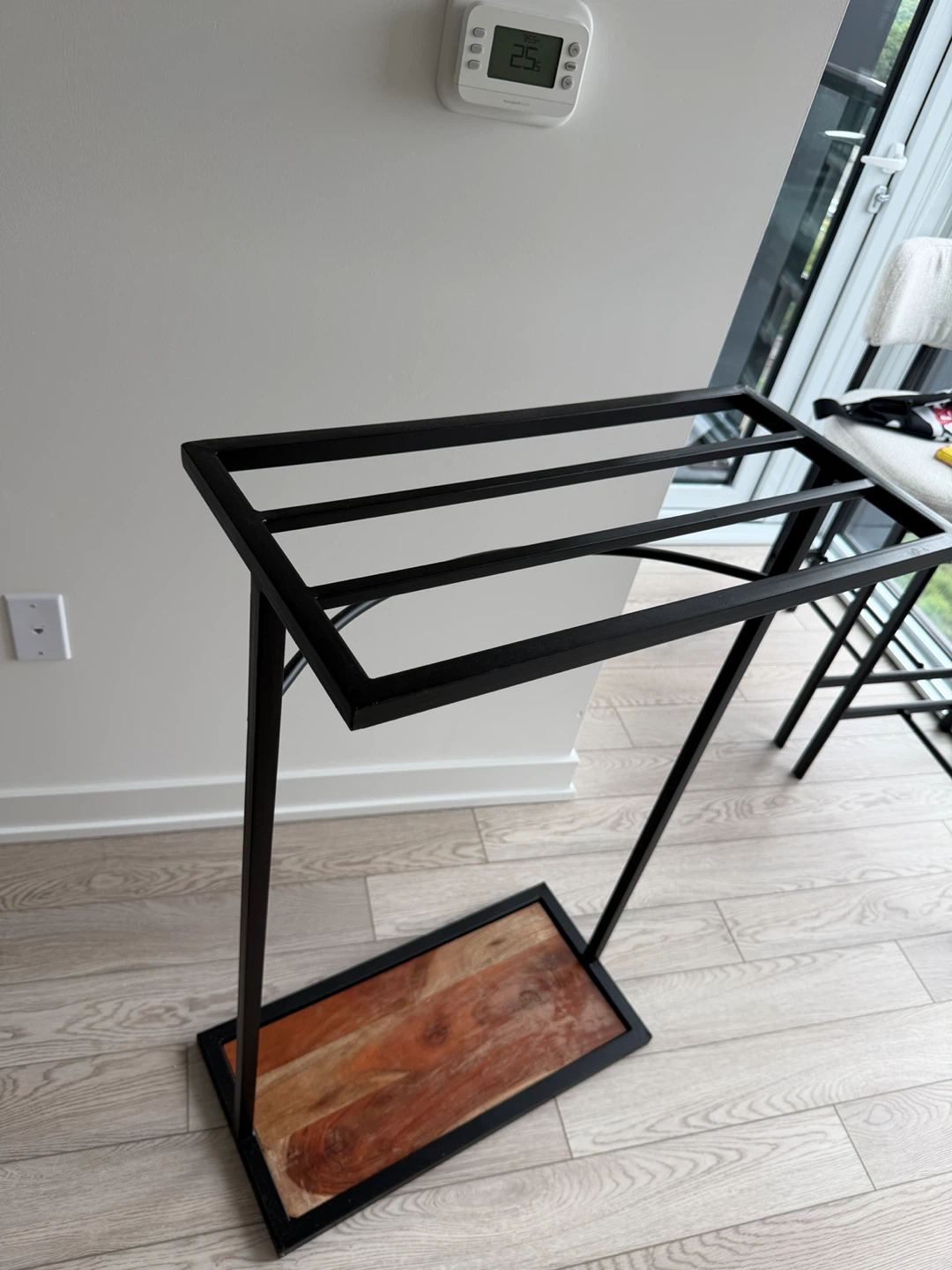 Metal and Wood Side Table - photo 5