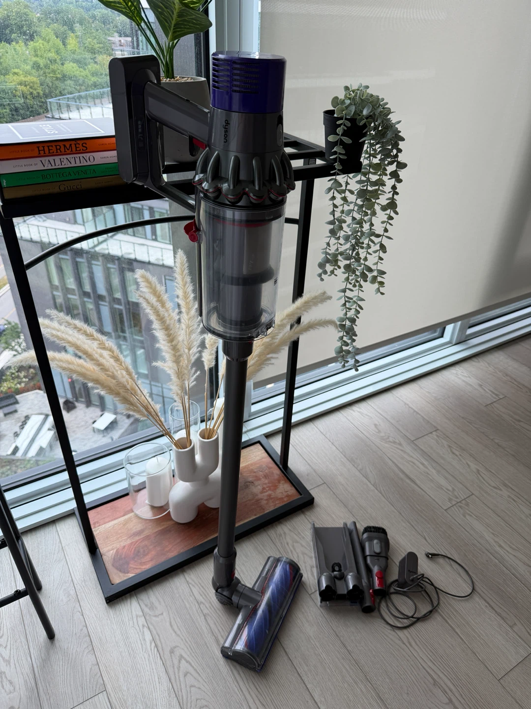 Dyson Cyclone V10 Animal+ (Nickel/ Iron)