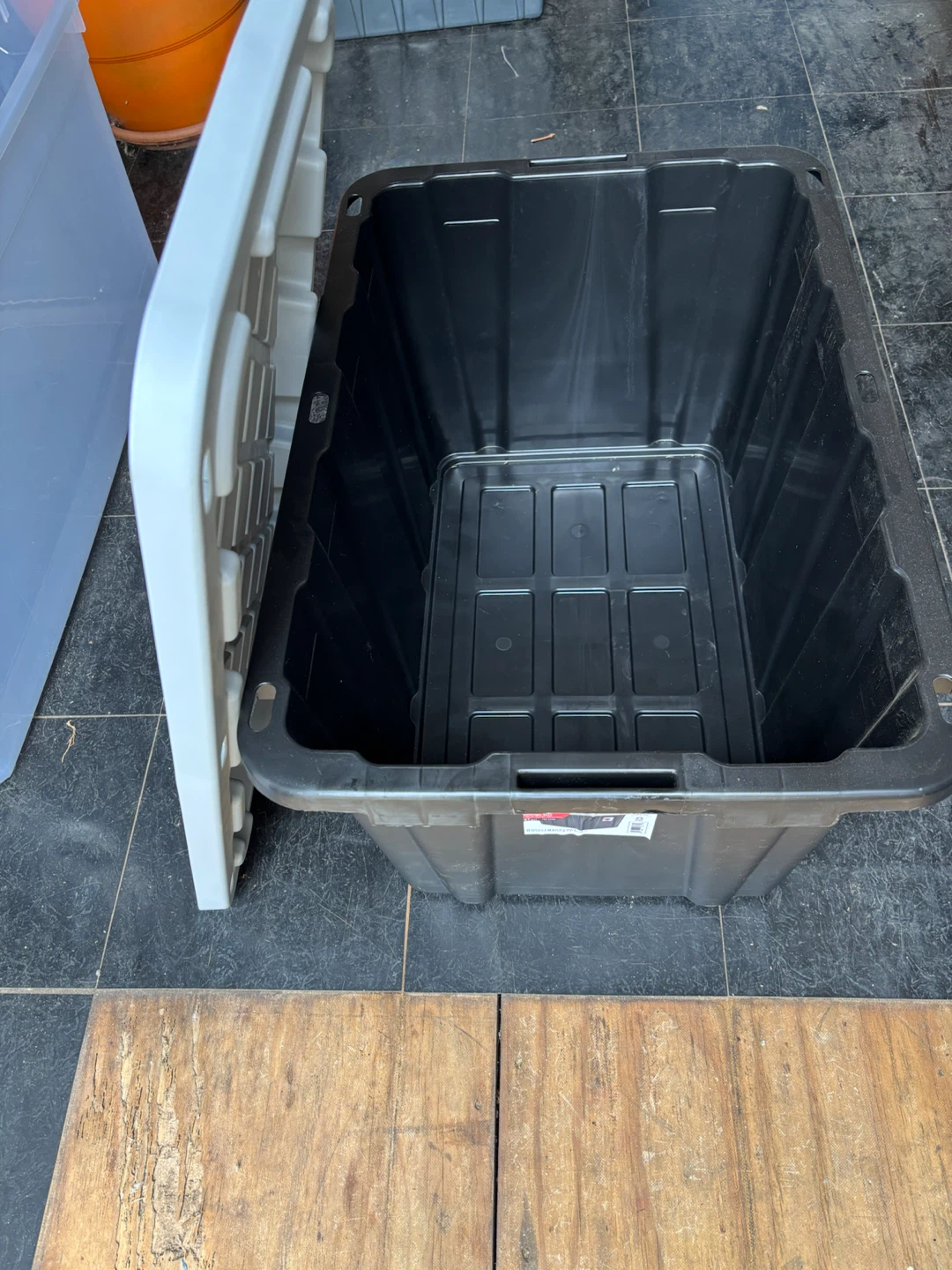 Heavy Duty Storage Tote with Lid 27-Gal.