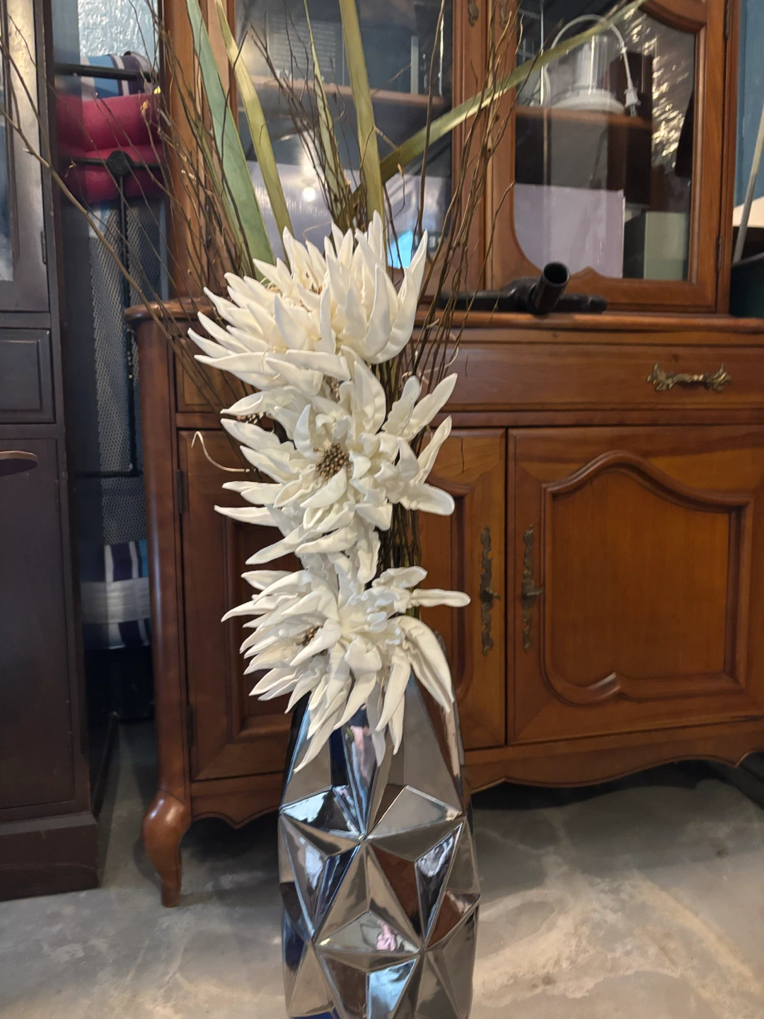 Silver Geometric Vase with Dried Flowers - photo 2