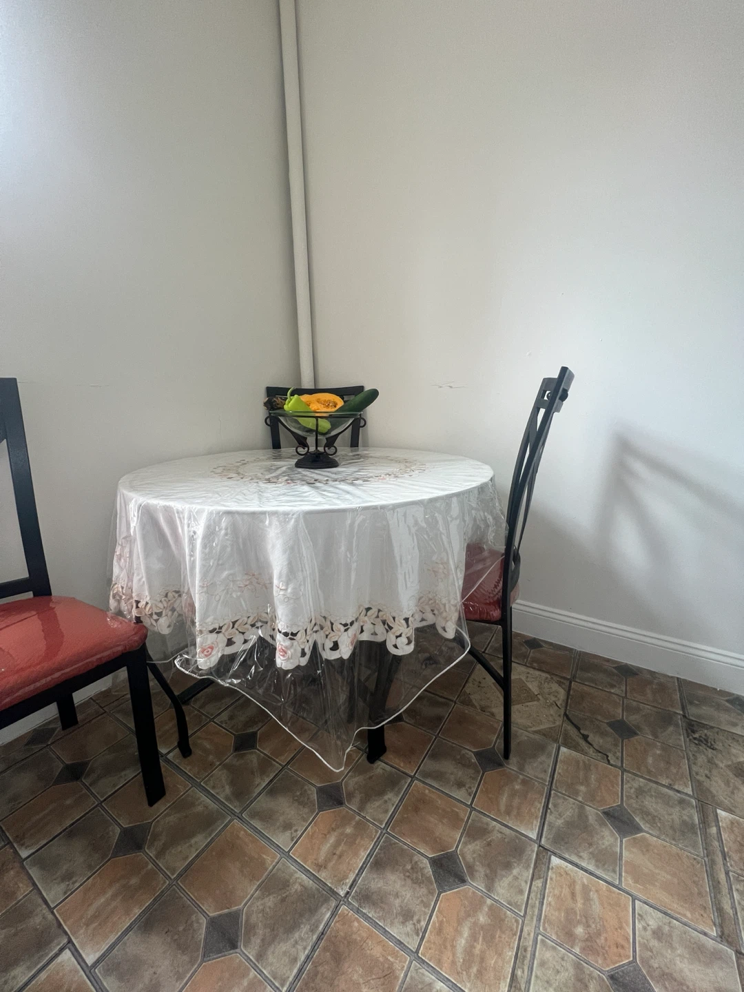 Round Dining Table with 4 Chairs - photo 3
