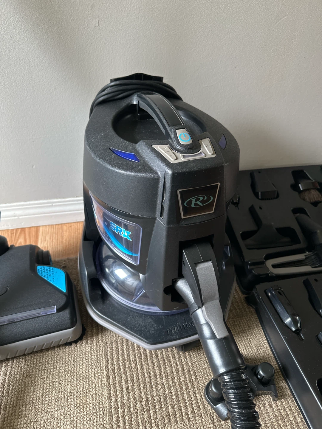 Rainbow SRX Vacuum Cleaner - photo 2