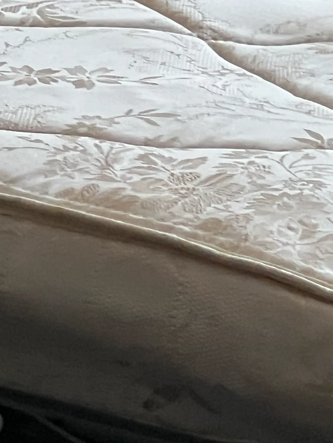 Sofa bed in queen size 84” - photo 3