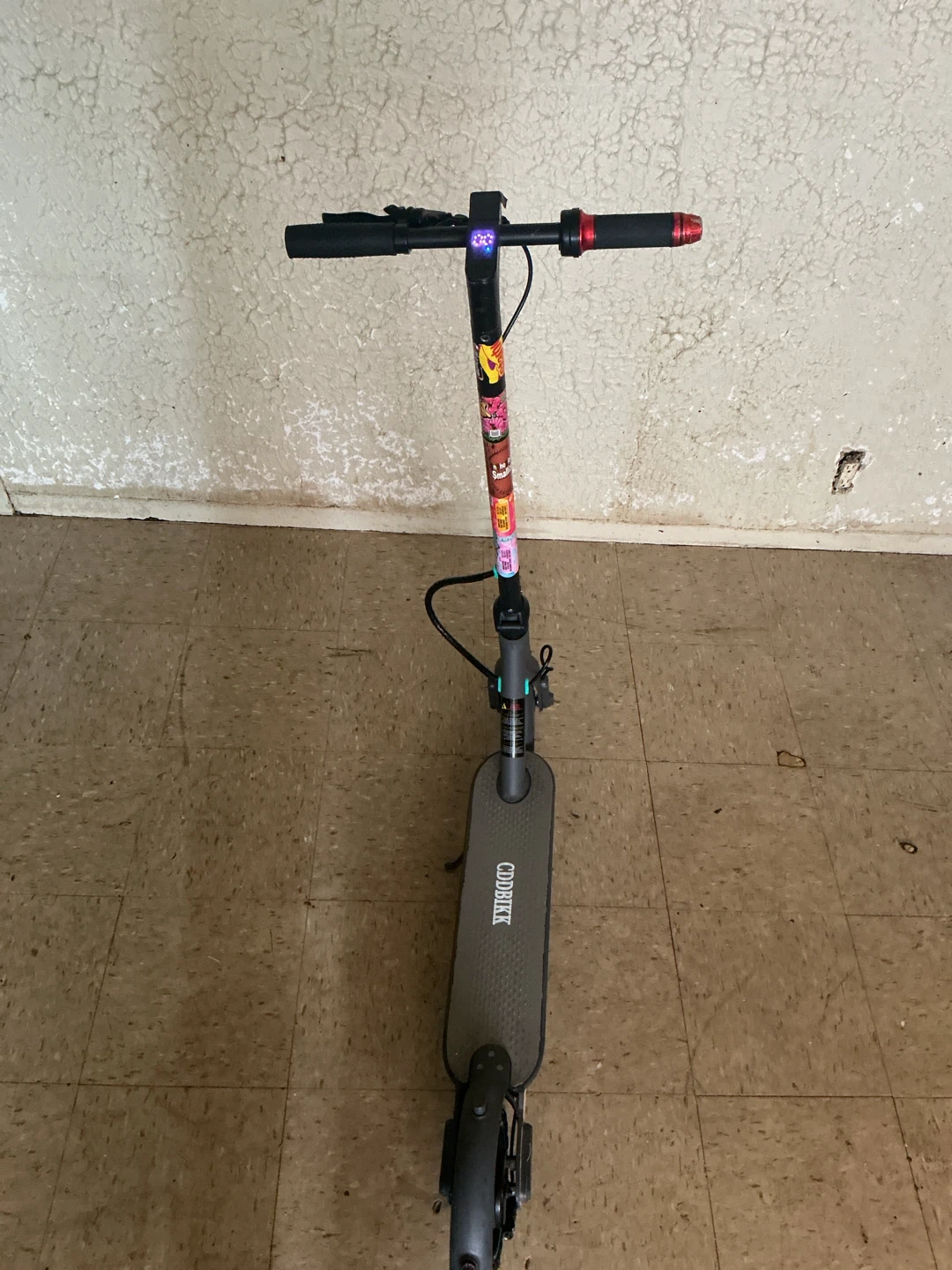 Electric scooter - photo 2