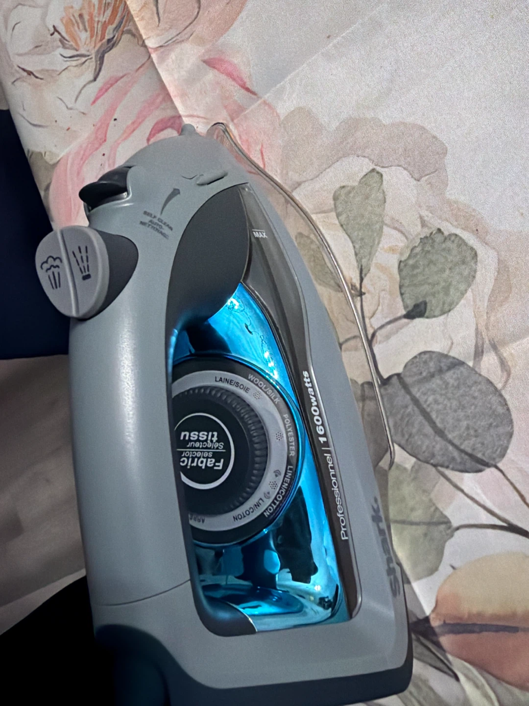 Shark Professional Steam Iron 1600 Watts - photo 3