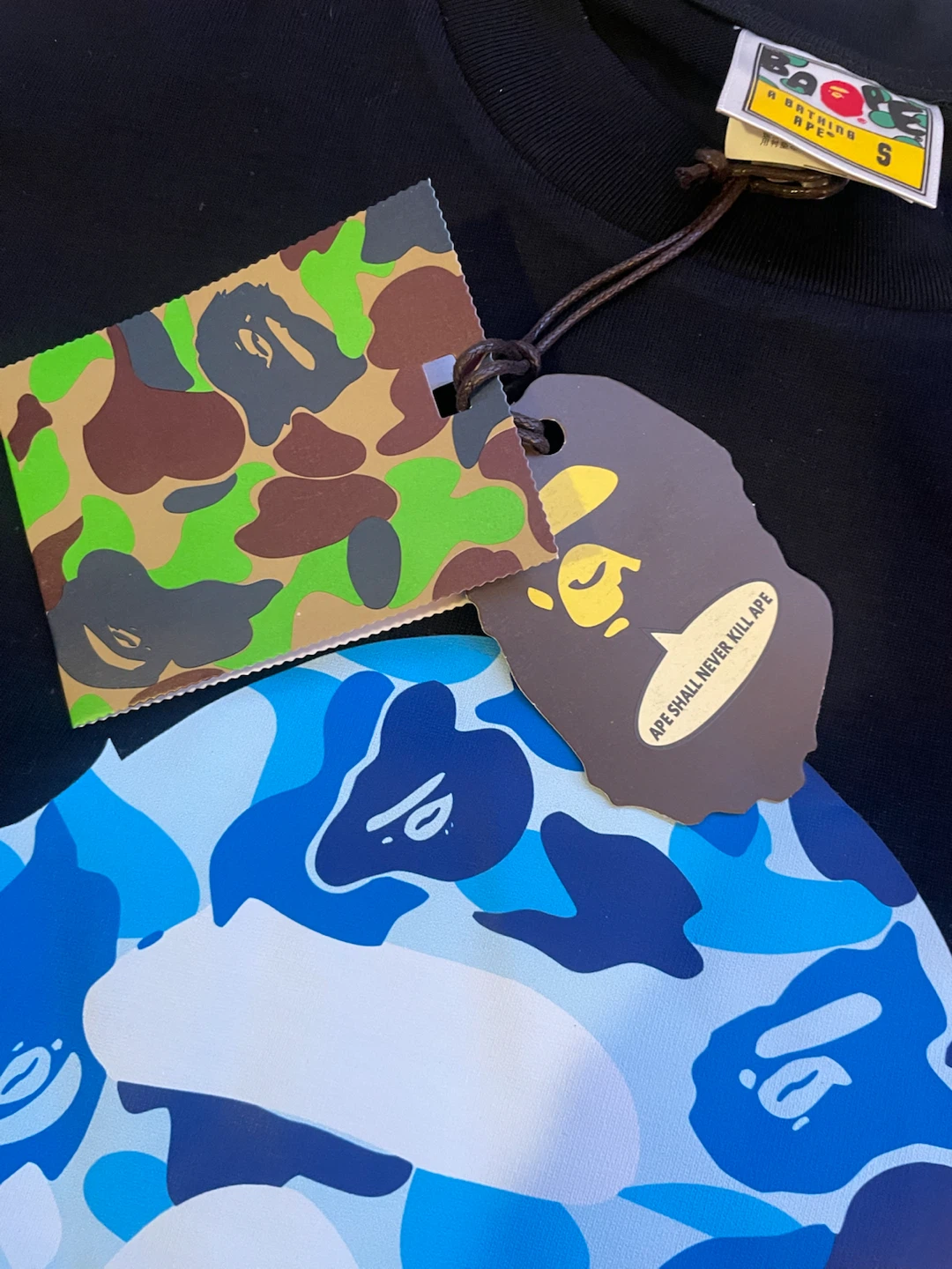 Bape t shirt - photo 2