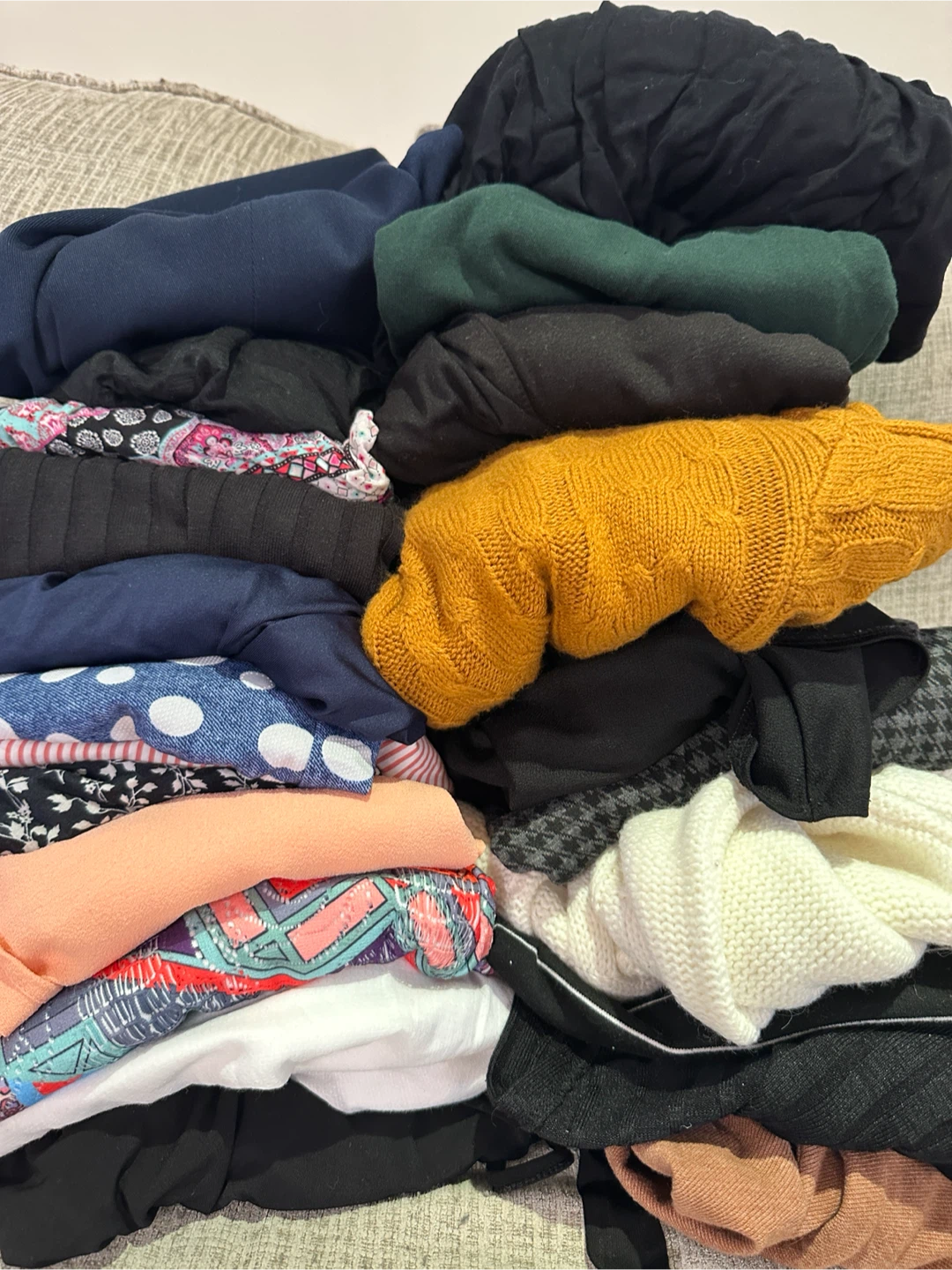 Women's Dress Bundle x22 Pieces Size S-M