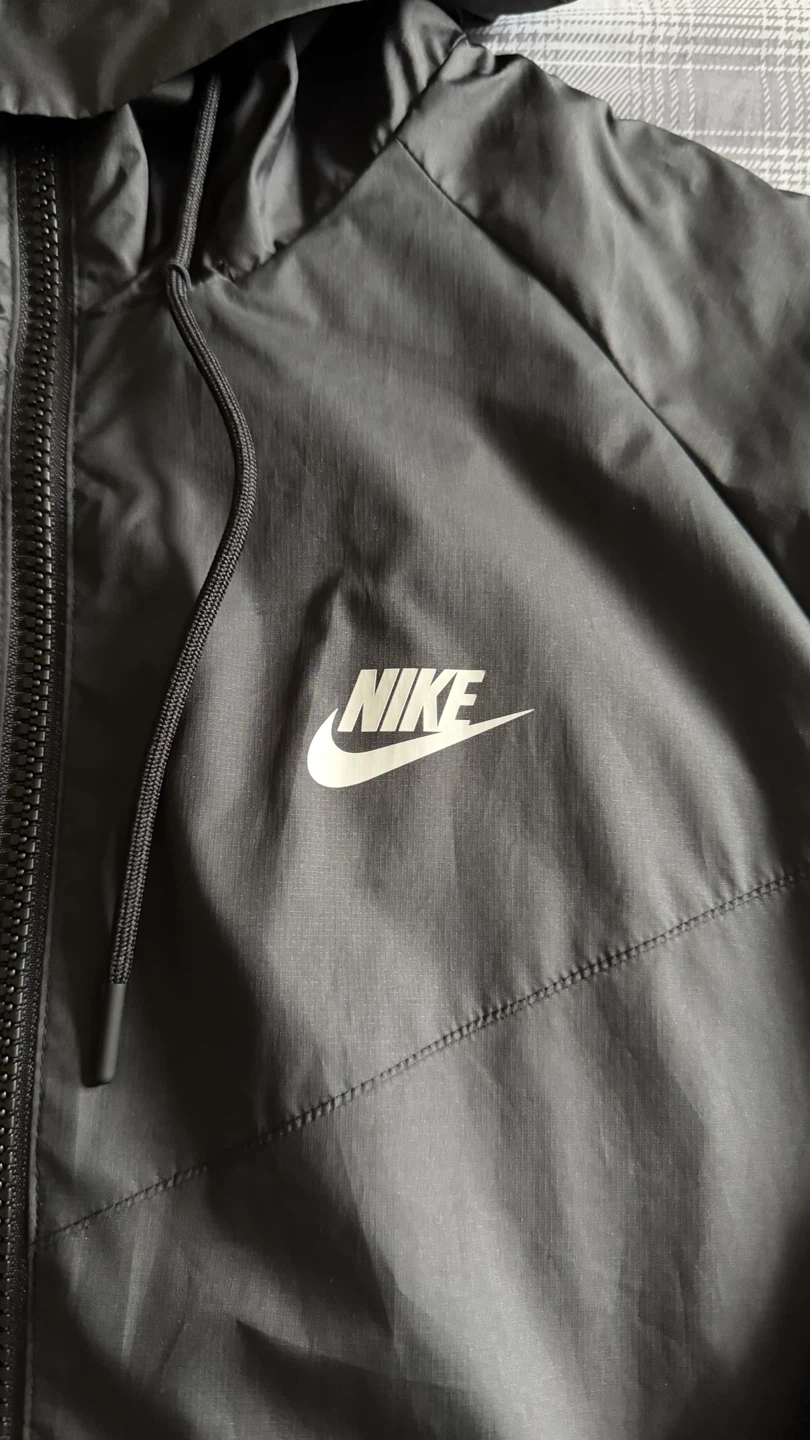 Nike Windbreaker Jacket - photo 2