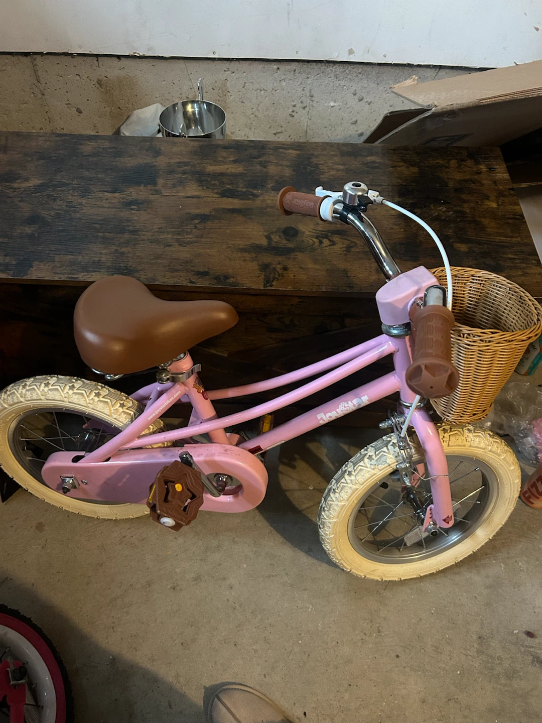 Kids’ Pink Bicycle with Basket – Excellent Condition 🚲🌸