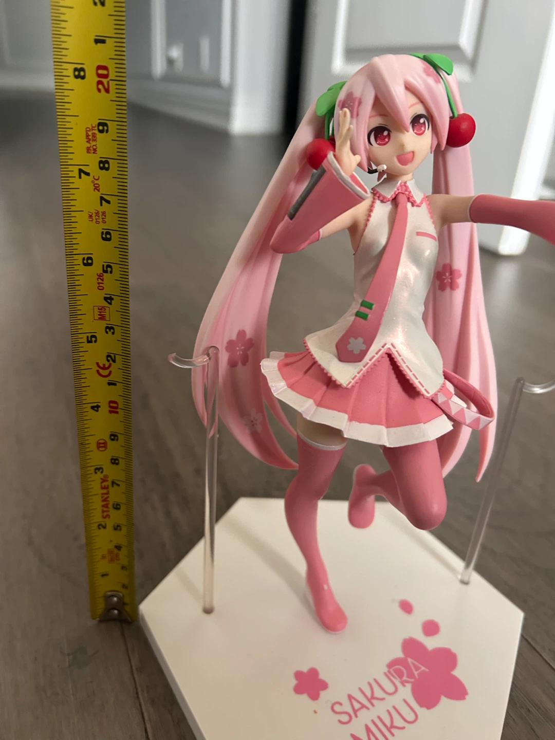 Sakura Miku Figure - photo 5