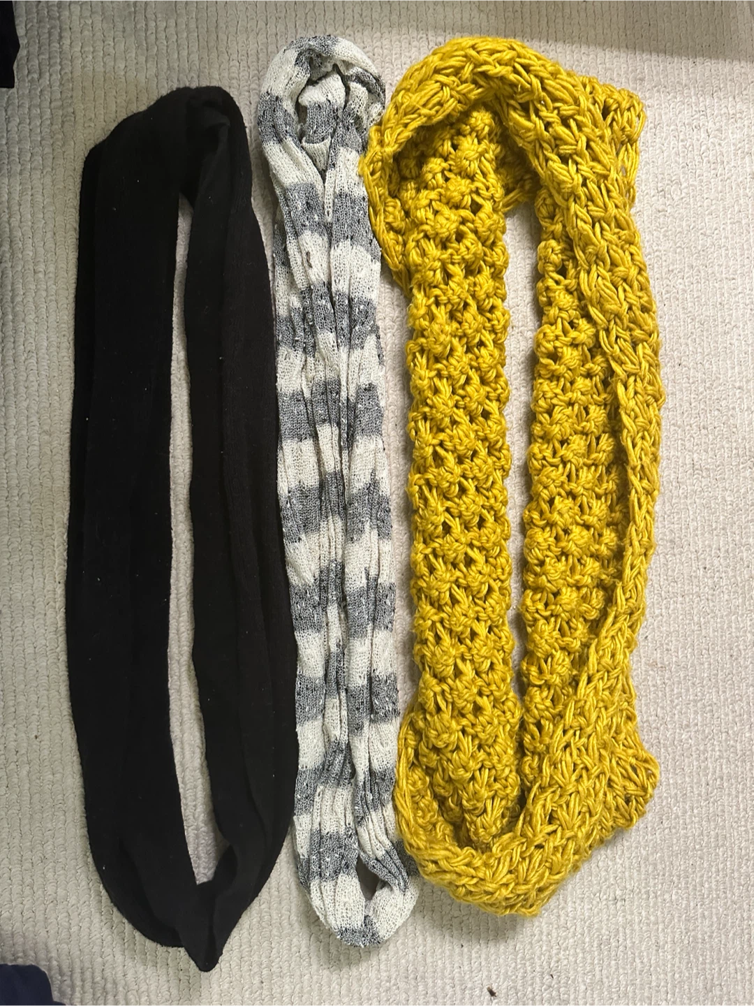 Hats, Scarves, Glove Bundle x14 Pieces - photo 3