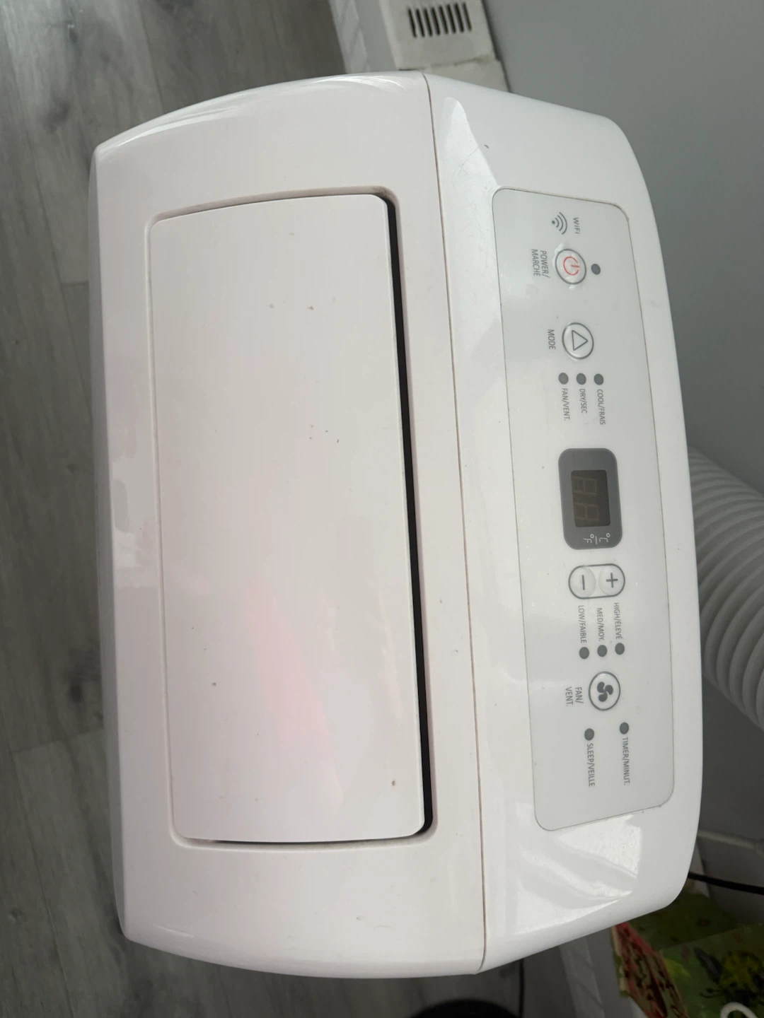 Hisense Portable Air Conditioner - photo 2