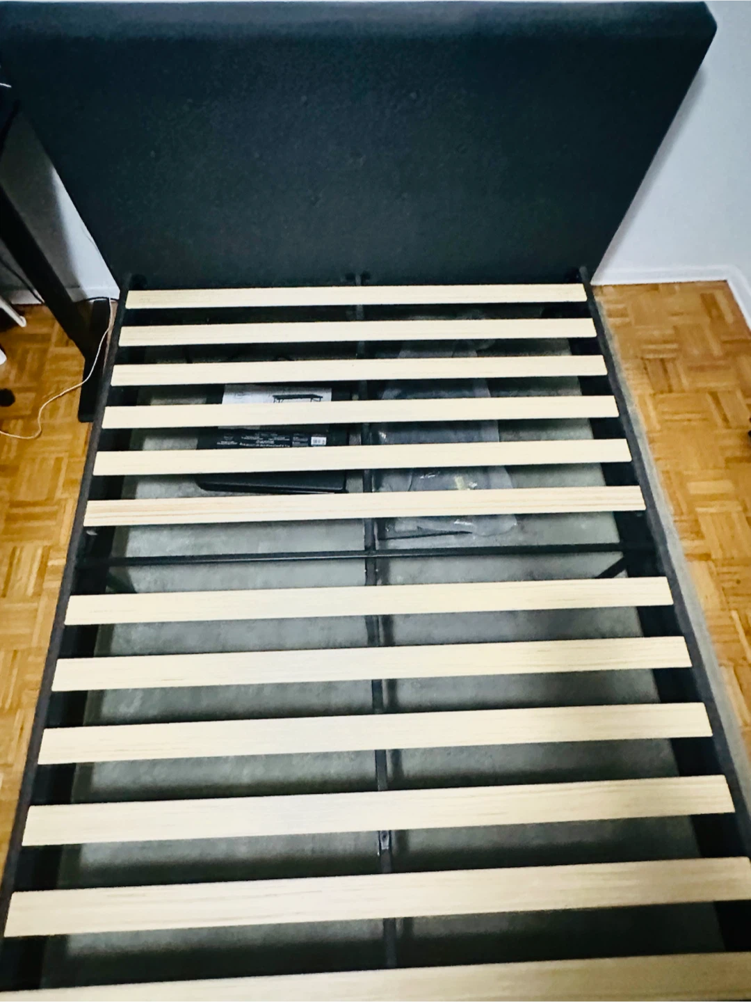 Zinus Upholstered Queen platform bed frame- Excellent condition - photo 3