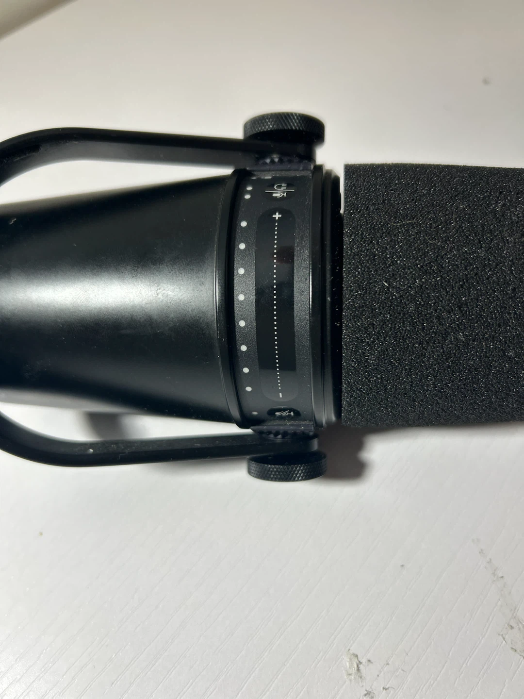 Shure MV7 USB Dynamic Microphone - photo 3