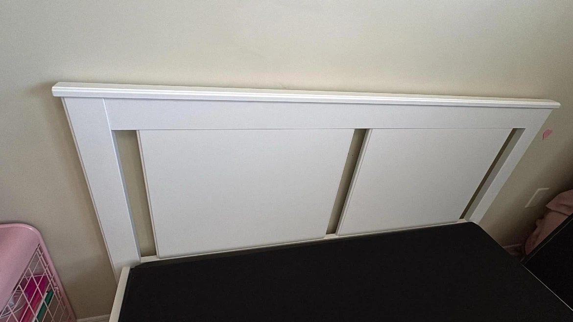 White Double Bed Frame – Excellent Condition