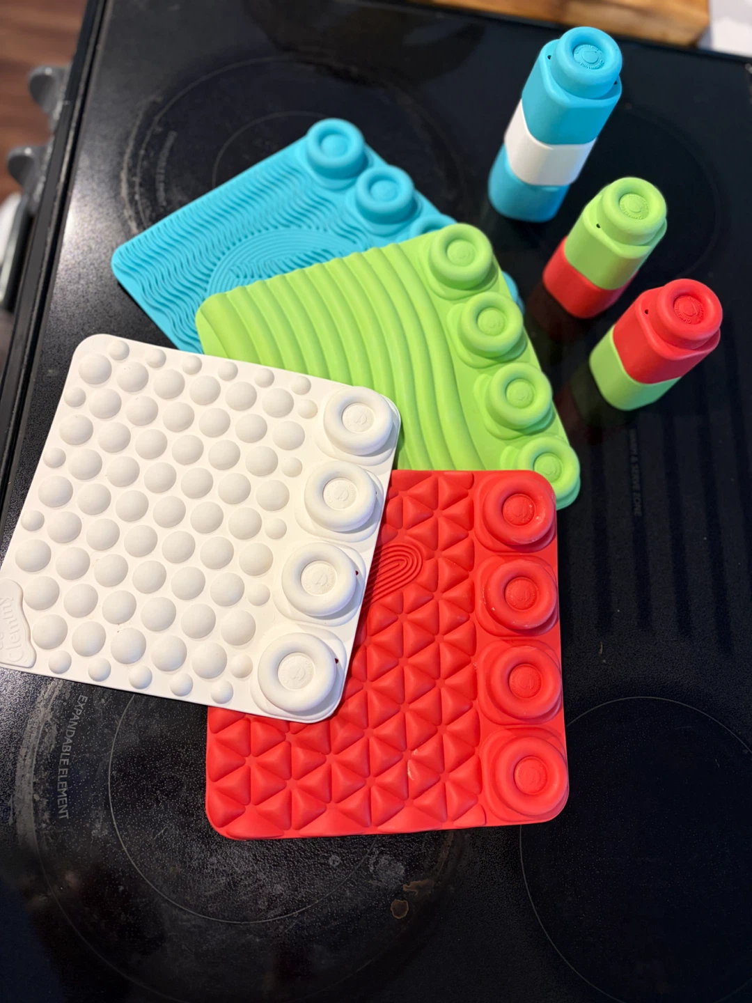 Silicone texture mats and blocks