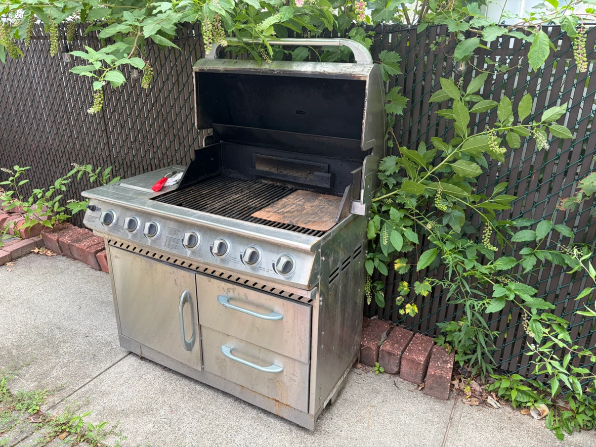 Stainless Steel Gas Grill - photo 4