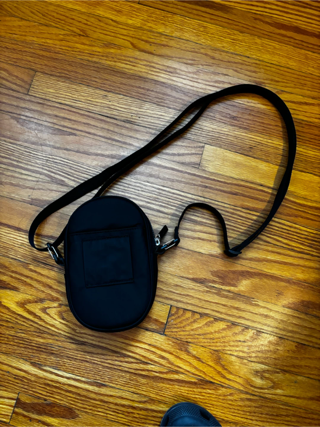 Lululemon Team Canada 22 Future Legacy Crossbody Bag - photo 4