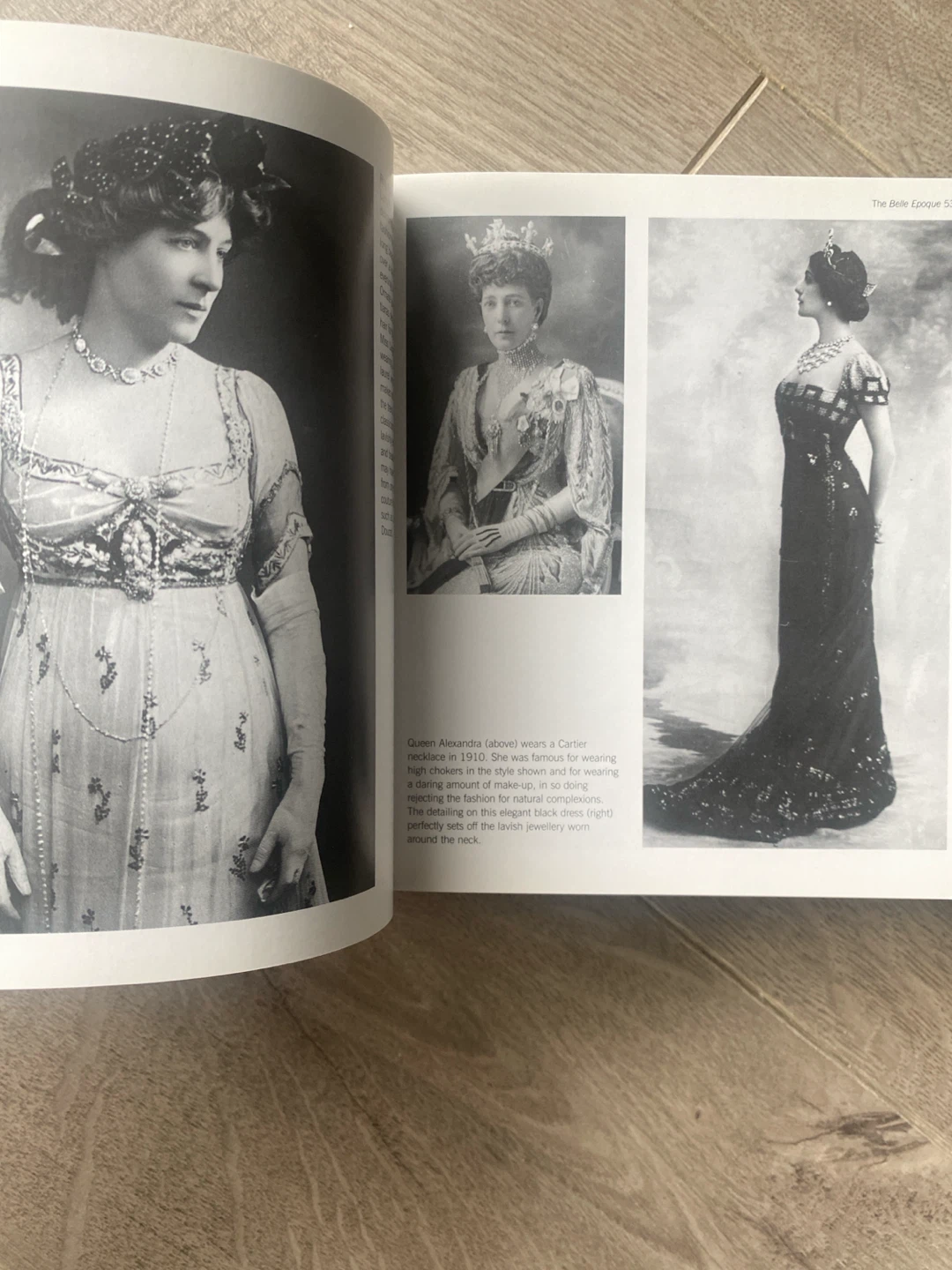 Decades of Fashion: 1900 to the Present (2011) - photo 2
