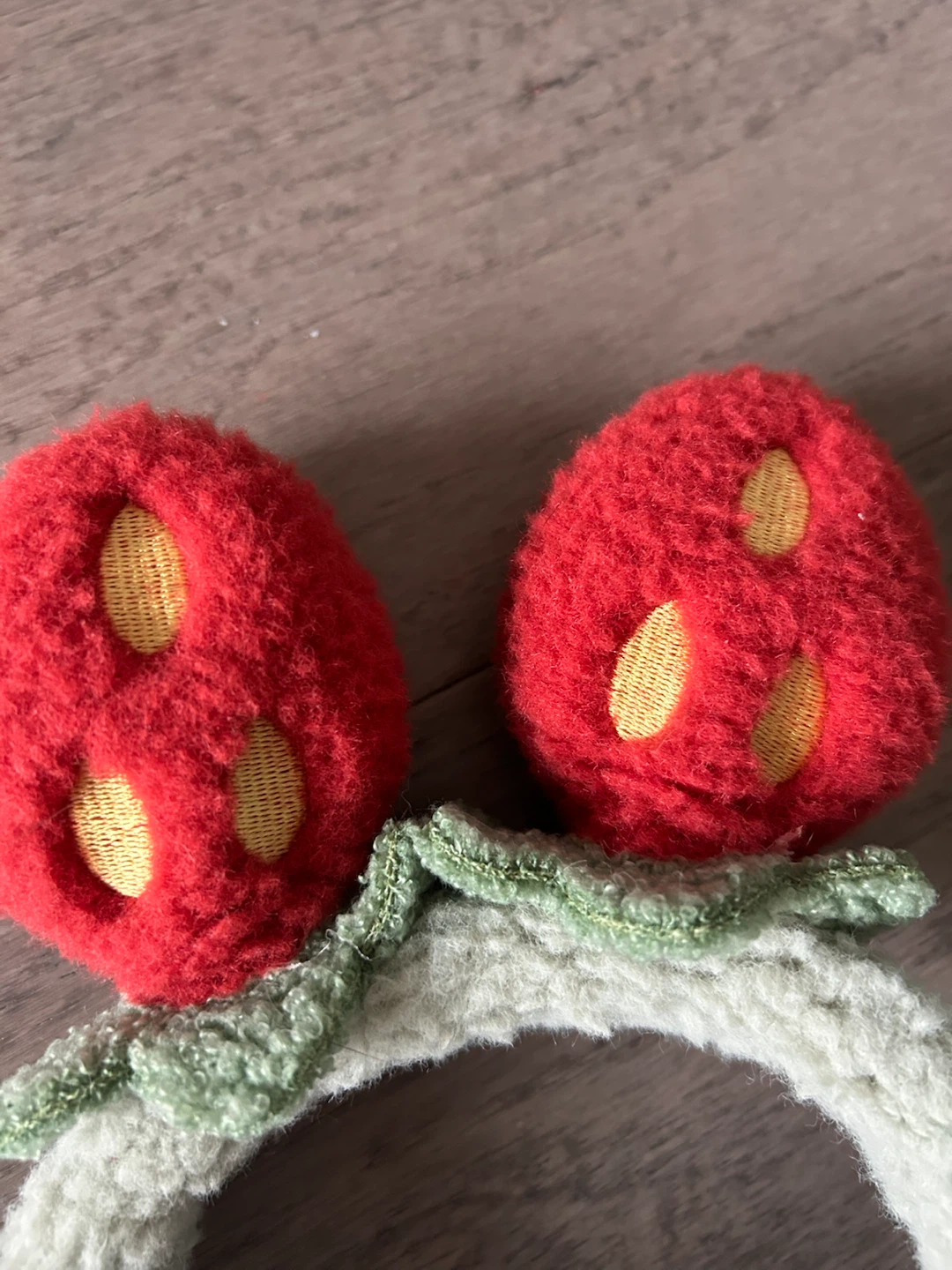 Fuzzy Strawberry Earmuffs - photo 4