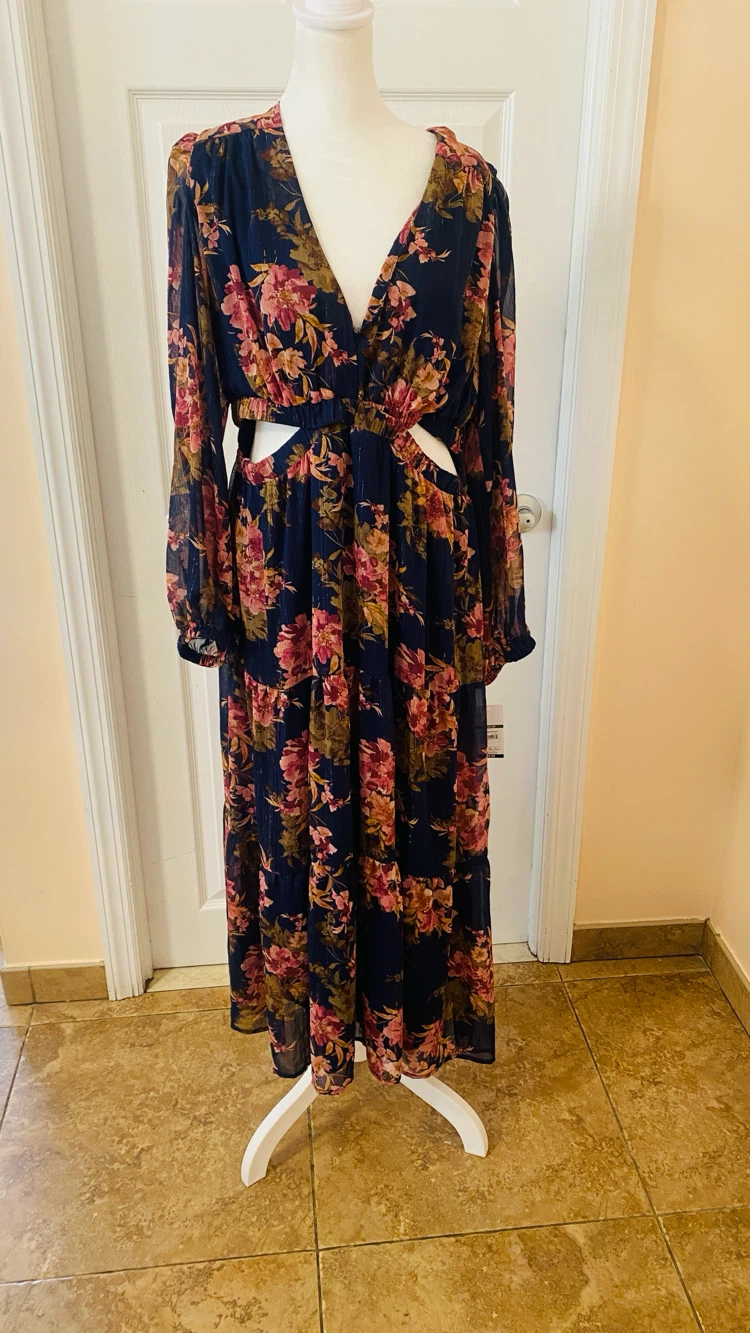 Sofia Veraga size xl - photo 2