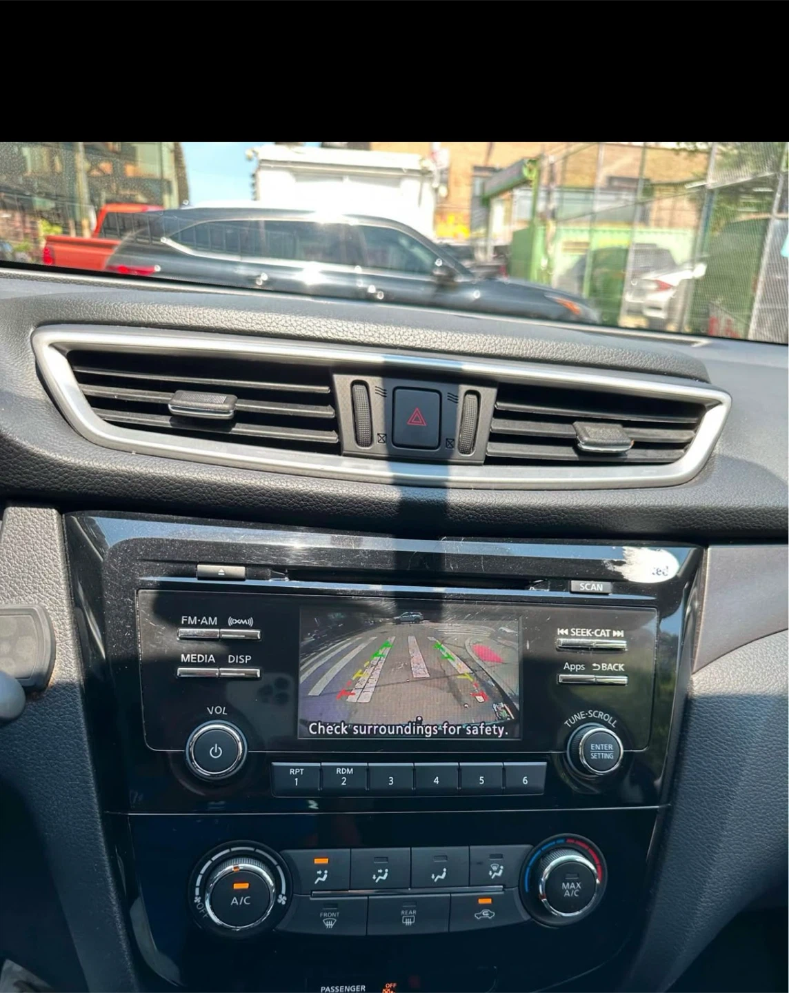 2016 Nissan Rogue SV - photo 3