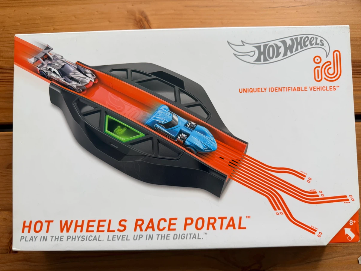 Hot Wheels id Race Portal Track System